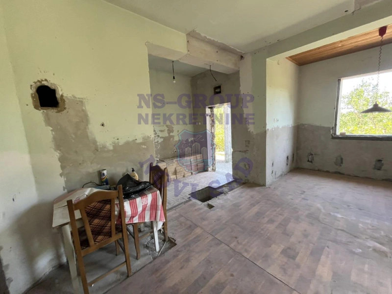 kuca na prodaju Sremska Kamenica 51m2 575581