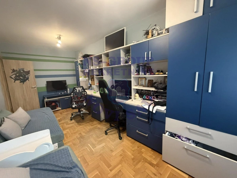 stan na prodaju Novi Sad 71m2 576195