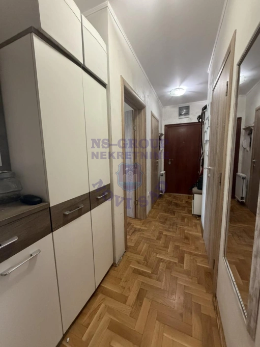 stan na prodaju Novi Sad 71m2 576195