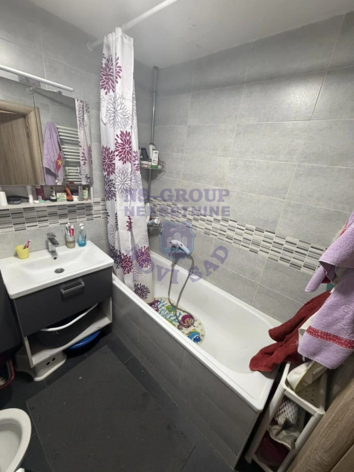 stan na prodaju Novi Sad 71m2 576195