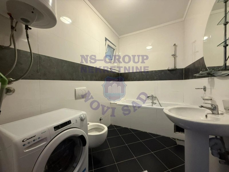 Stan na prodaju Novi Sad 80m2, 17185