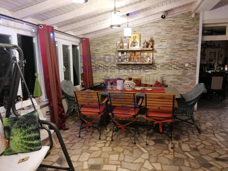 Kuća na prodaju Vrdnik 321m2, 576345