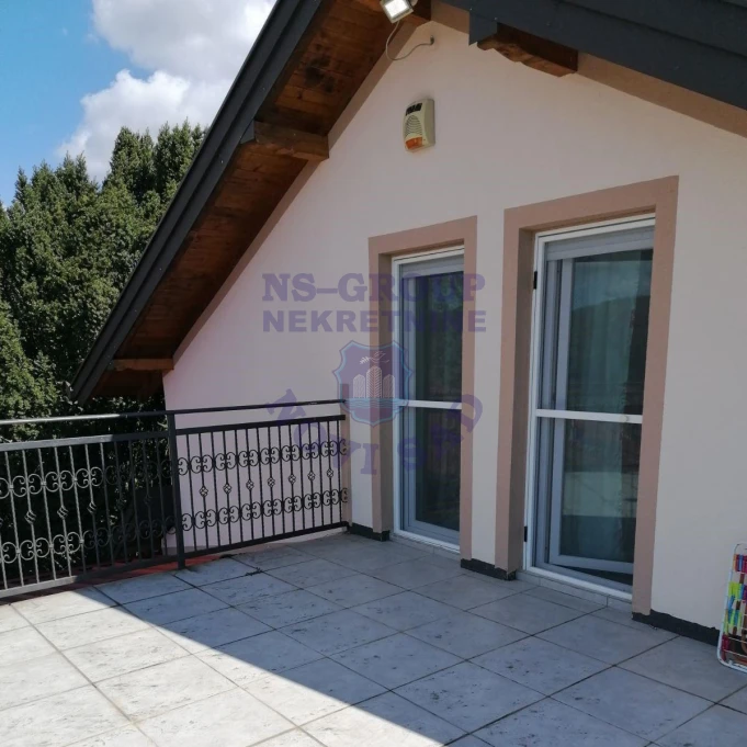 Kuća na prodaju Vrdnik 321m2, 576345