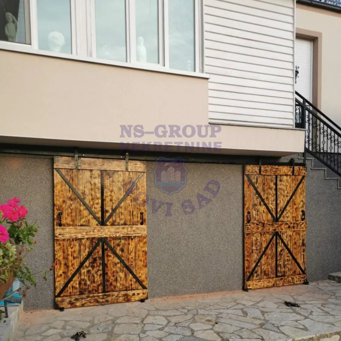 Kuća na prodaju Vrdnik 321m2, 576345