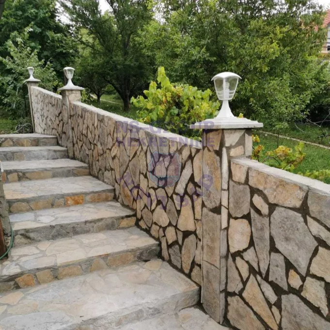 Kuća na prodaju Vrdnik 321m2, 576345