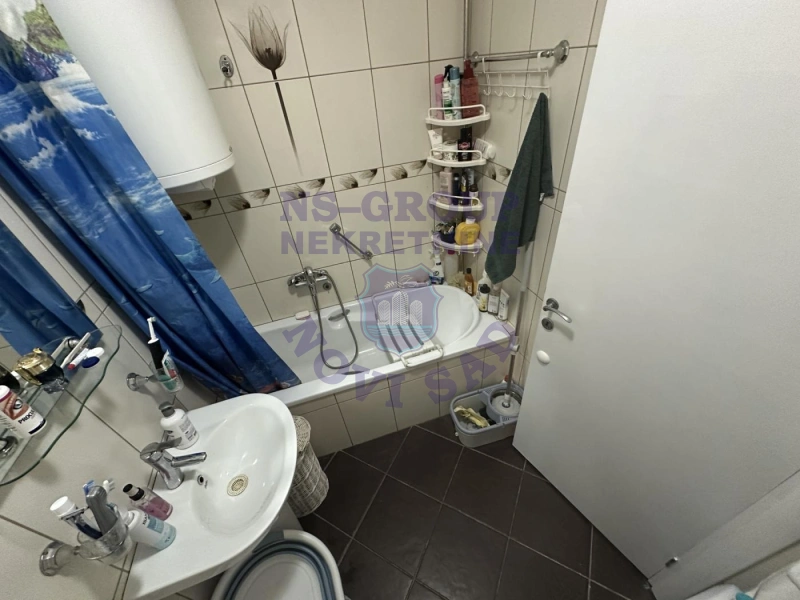 stan na prodaju Novi Sad 64m2 576299