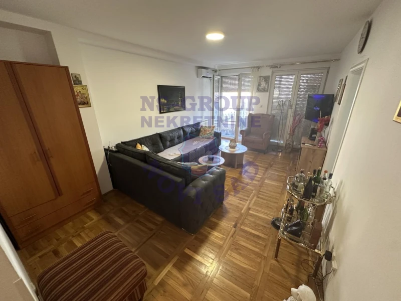 stan na prodaju Novi Sad 64m2 576299