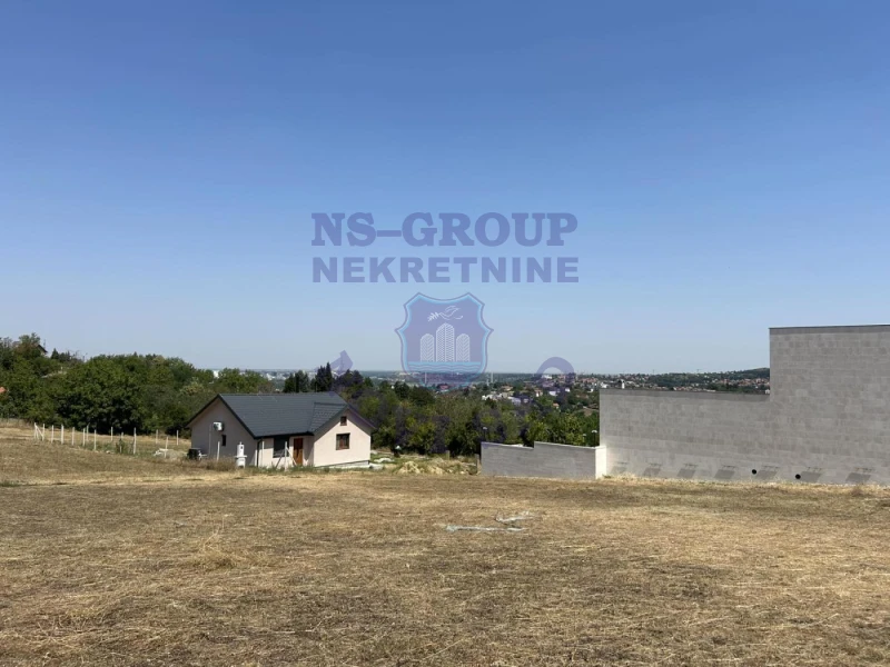 plac na prodaju Sremska Kamenica, 841m2 576267