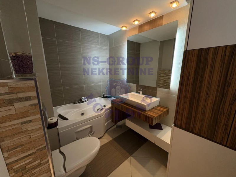 Stan na prodaju Novi Sad 63m2, 576128