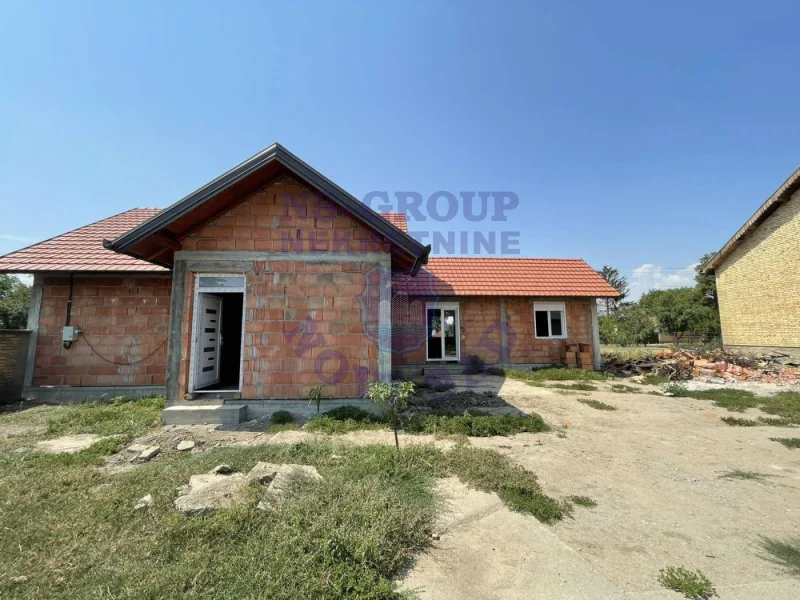Kuća na prodaju Gospođinci 122m2, 576041