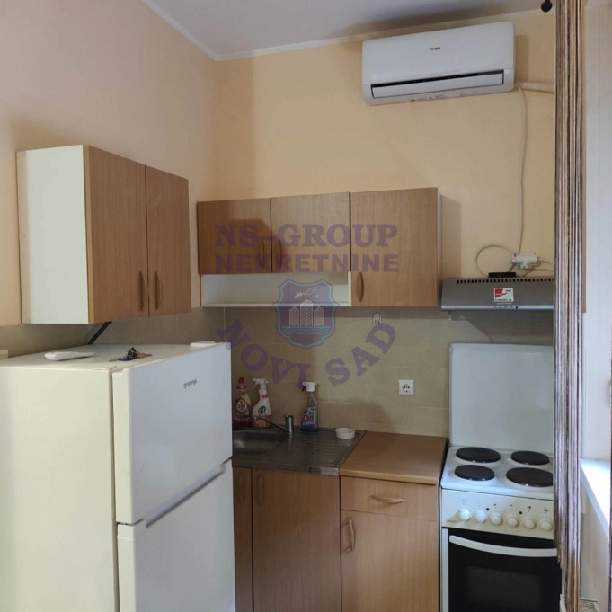 Stan na prodaju Novi Sad 25m2, 17213