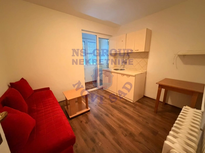 stan na prodaju Novi Sad 33m2 575651