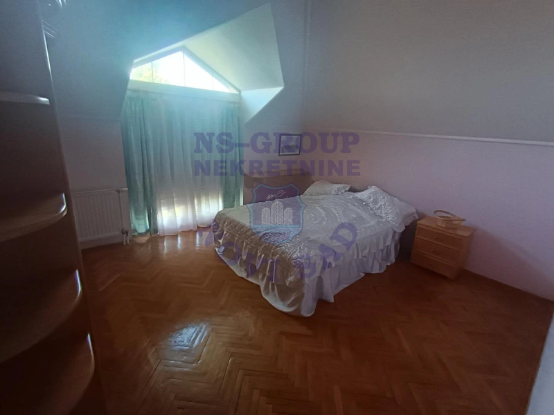 Stan na prodaju Veternik 135m2, 17222