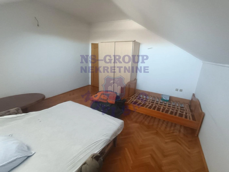 Stan na prodaju Veternik 135m2, 17222