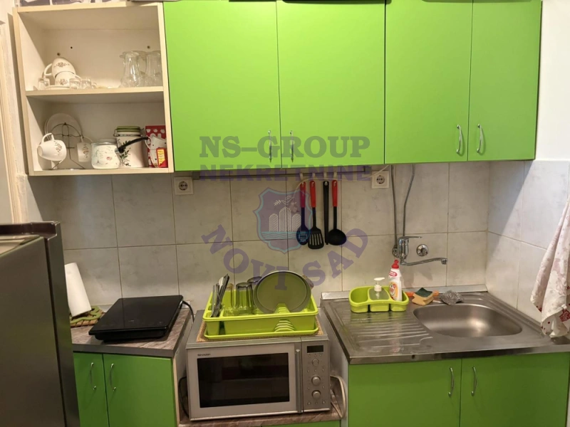 Stan na prodaju Novi Sad 17m2, 576131