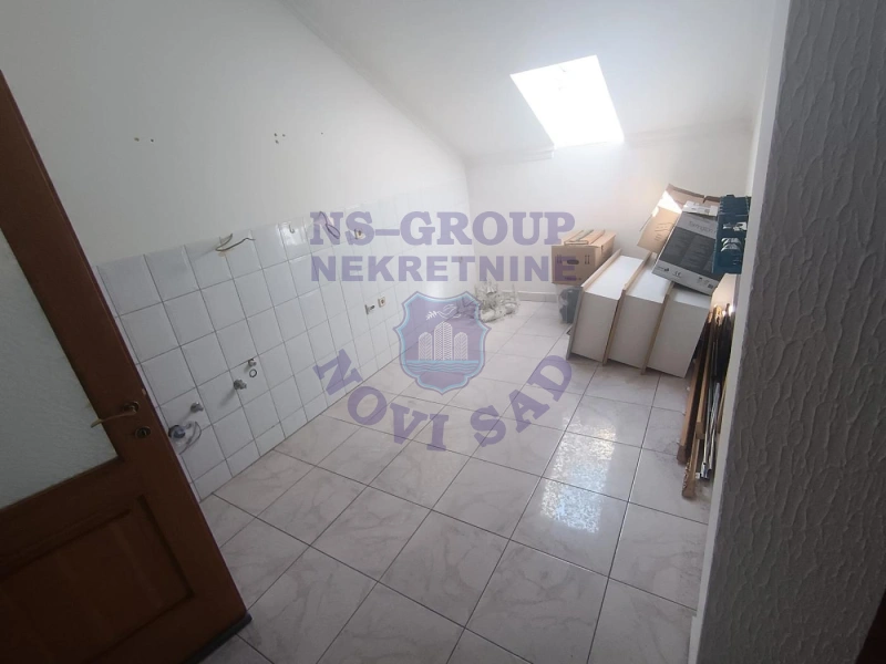 Stan na prodaju Veternik 135m2, 17222