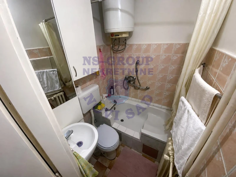 stan na prodaju Novi Sad 49m2 576426