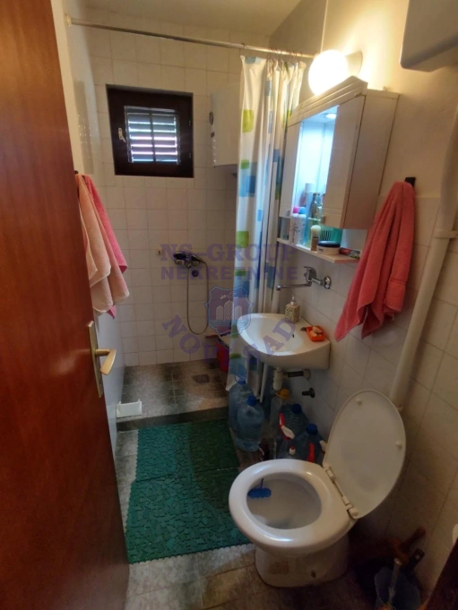 Kuća na prodaju Ledinci 55m2, 576559
