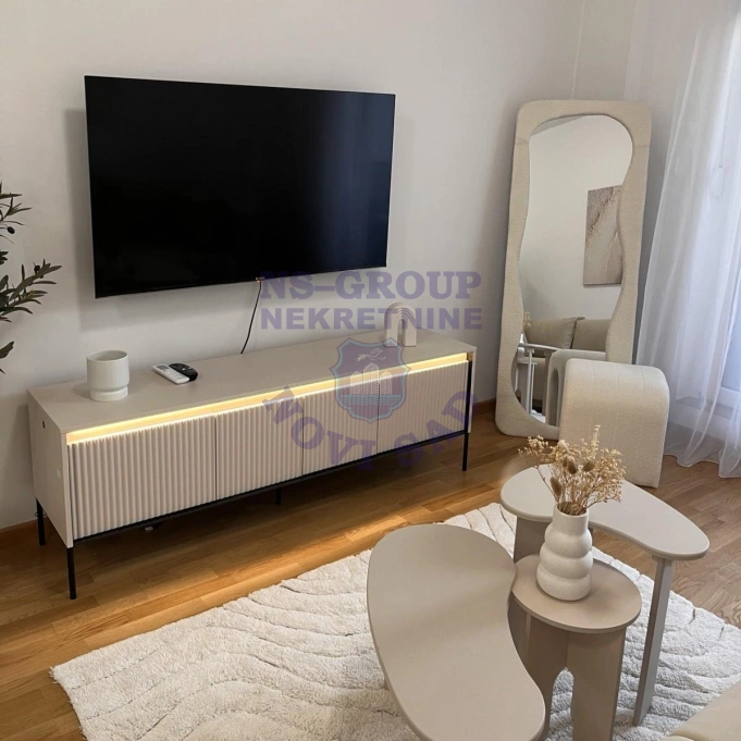 Stan na prodaju Petrovaradin 28m2, 17230