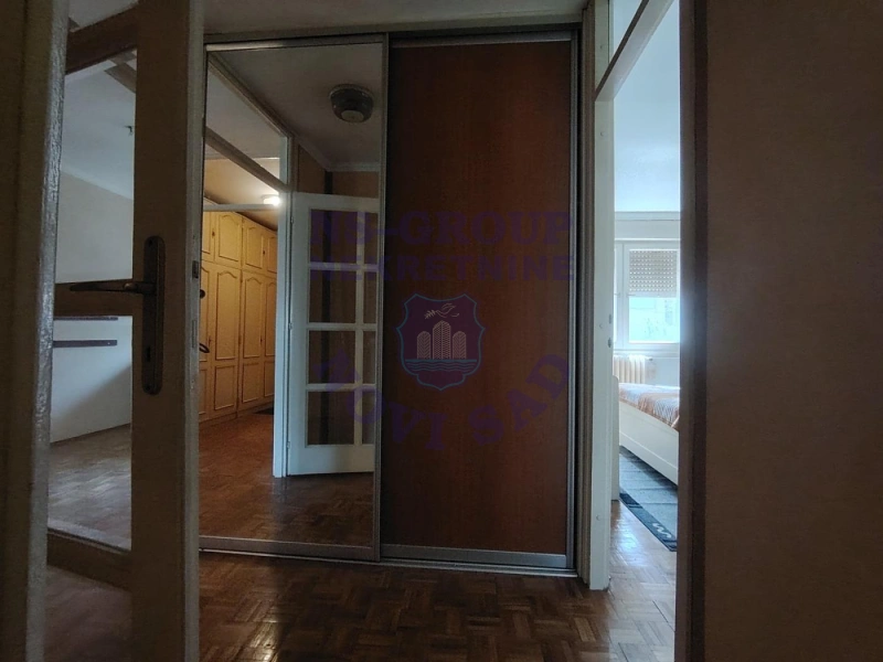 stan na prodaju Novi Sad 70m2 576422