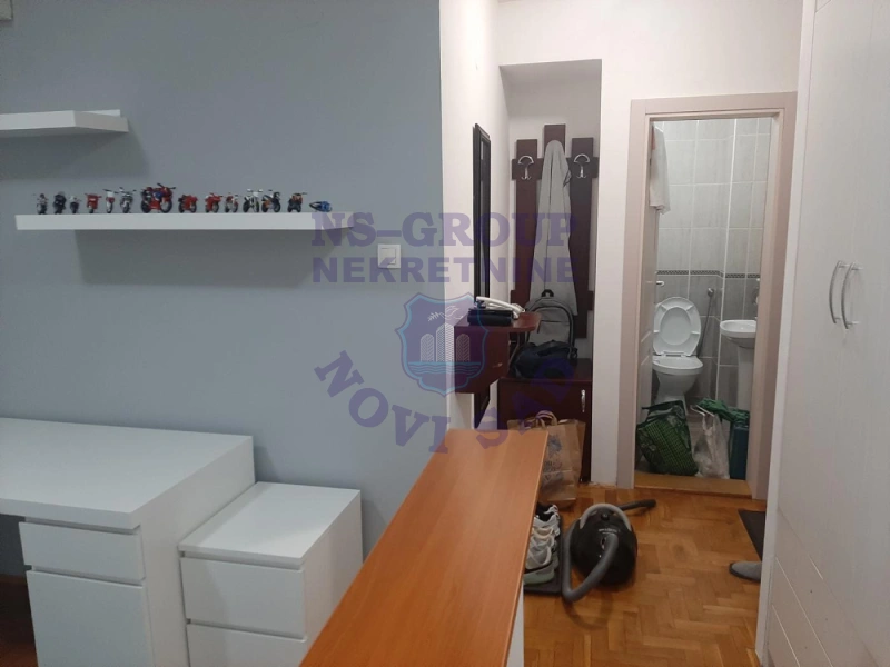 Stan na prodaju Novi Sad 25m2, 17236