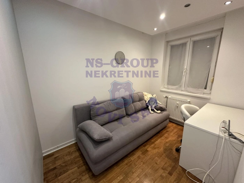 stan na prodaju Novi Sad 79m2 576622
