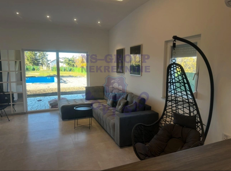 Kuća na prodaju Čortanovci 24m2, 576521