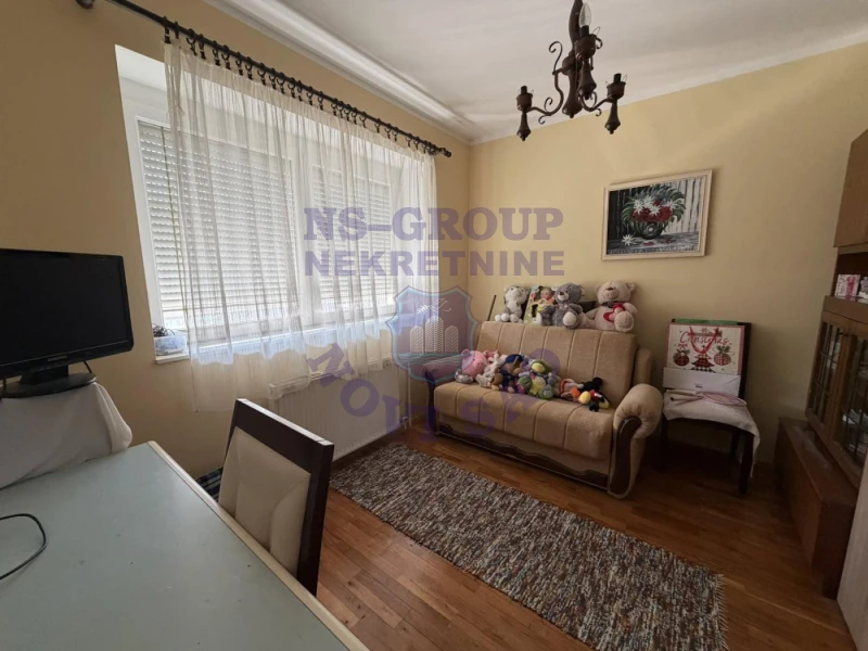 Kuća na prodaju Novi Sad 298m2, 576641