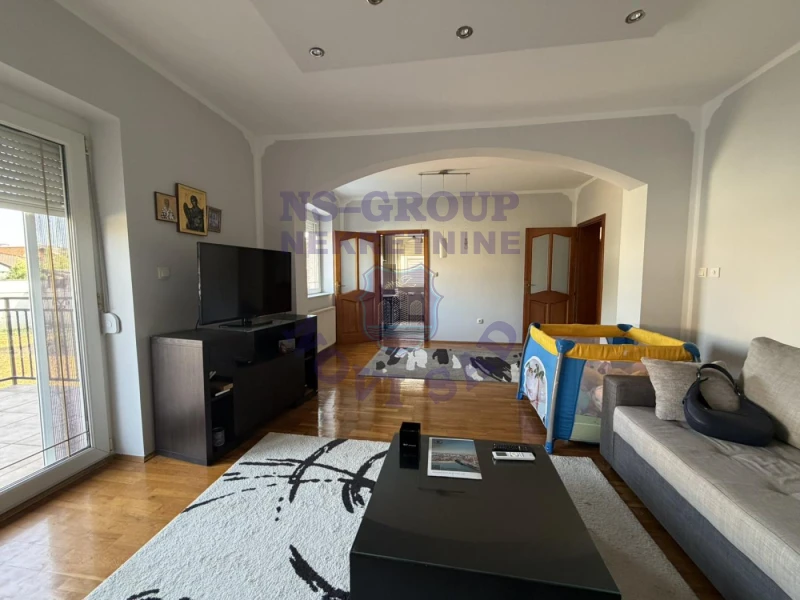 Kuća na prodaju Novi Sad 298m2, 576641