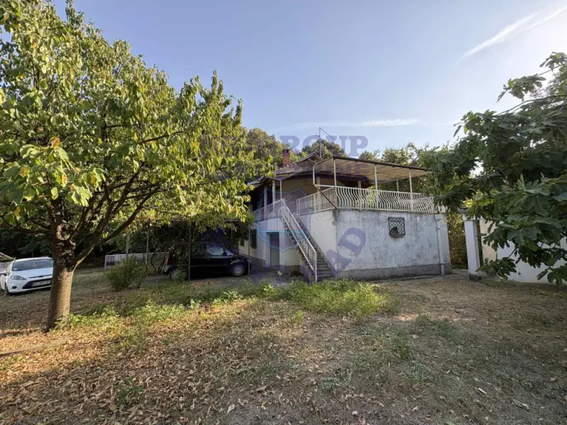 Kuća na prodaju Beška 100m2, 575605