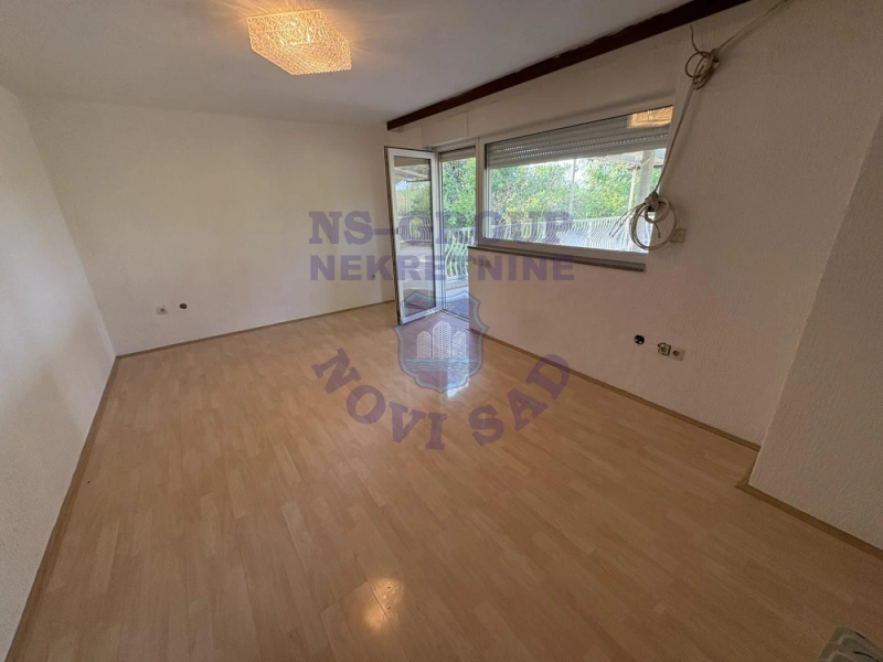 Kuća na prodaju Beška 100m2, 575605