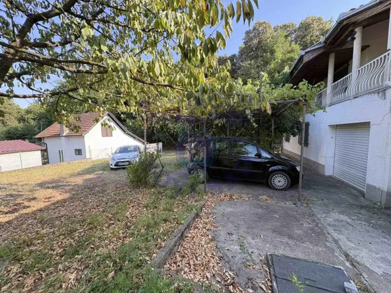 Kuća na prodaju Beška 100m2, 575605