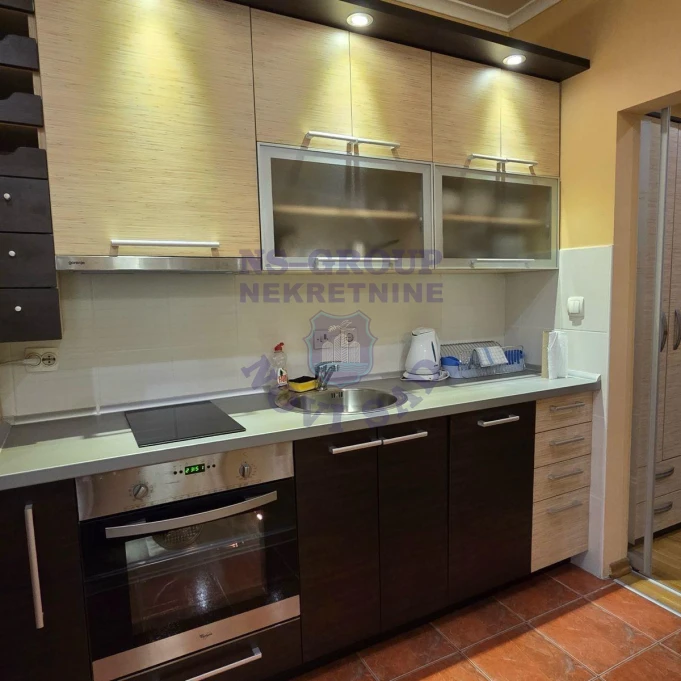 stan za izdavanje Novi Sad 44m2 17239