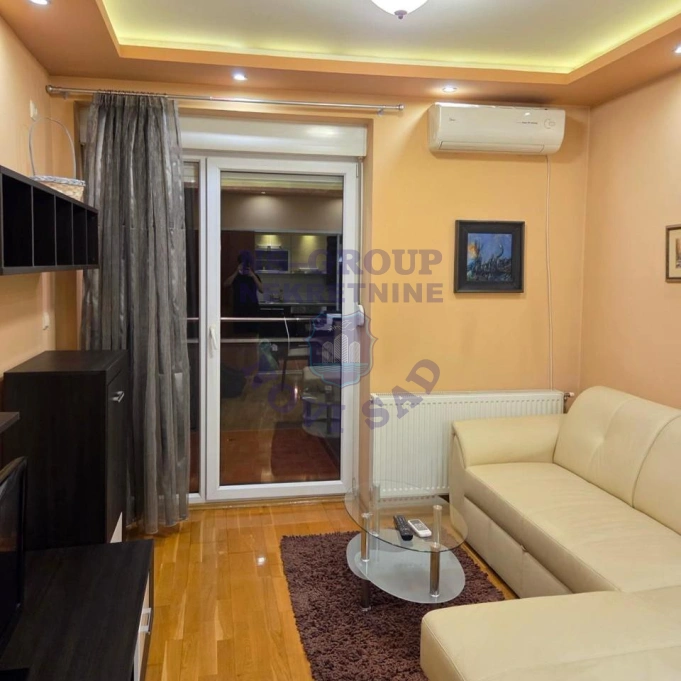 stan za izdavanje Novi Sad 44m2 17239