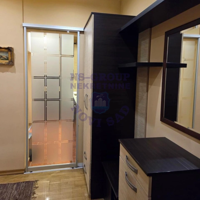 stan za izdavanje Novi Sad 44m2 17239