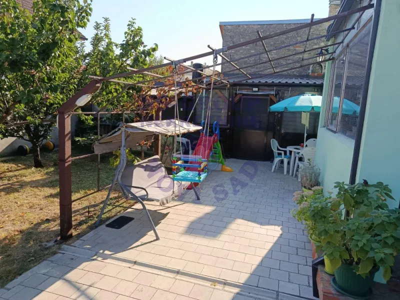 Kuća na prodaju Novi Sad 142m2, 576528