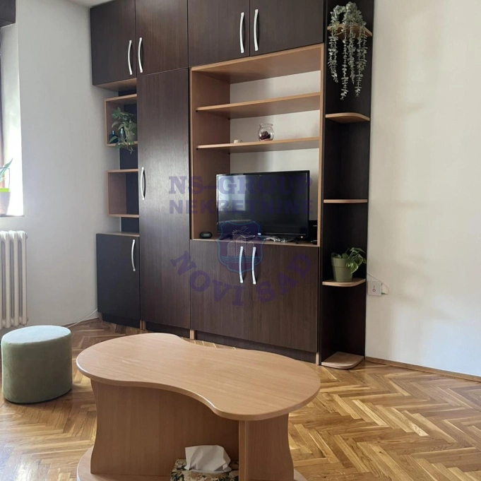 stan za izdavanje Novi Sad 42m2 17242