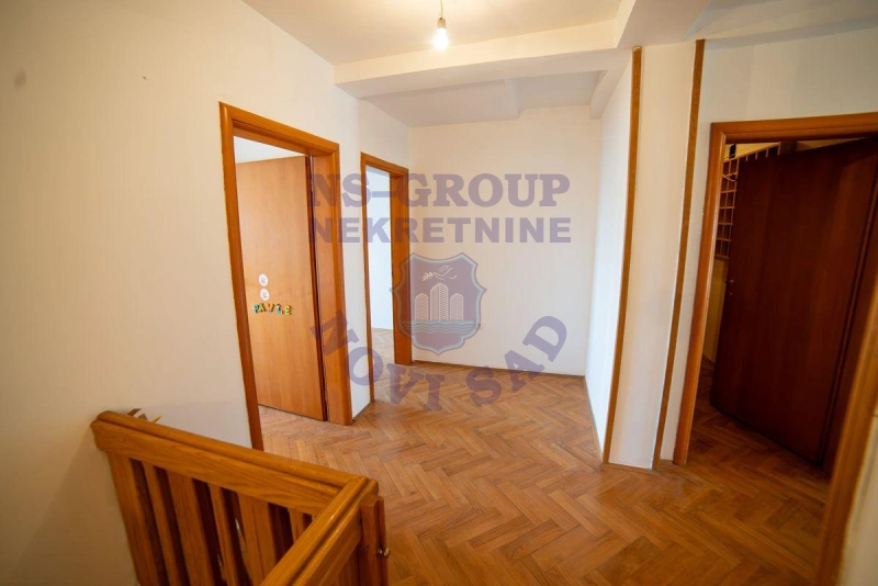 Stan na prodaju Novi Sad 154m2, 576363