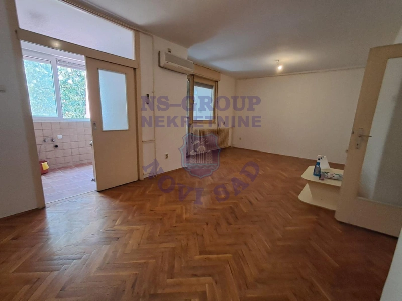 stan na prodaju Novi Sad, 69m2 576670