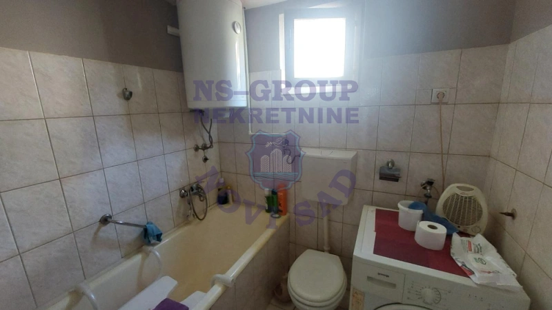 Kuća na prodaju Novi Sad 70m2, 576668
