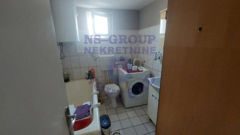 Kuća na prodaju Novi Sad 70m2, 576668