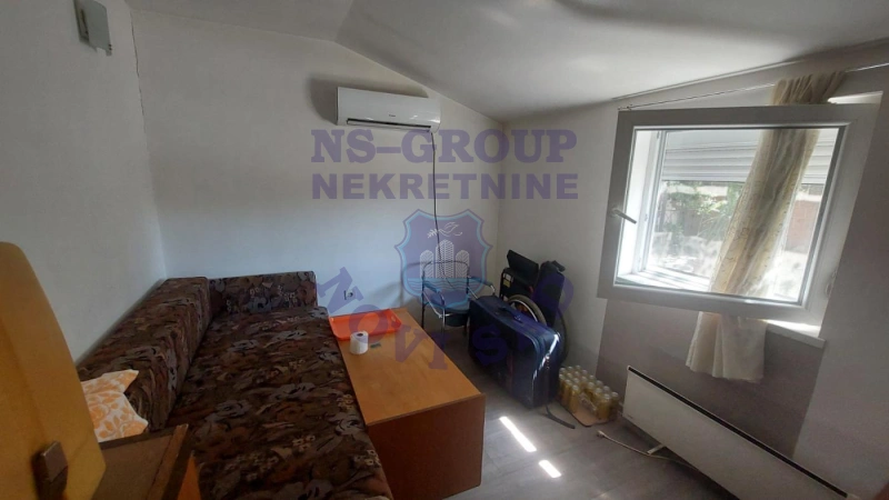 Kuća na prodaju Novi Sad 70m2, 576668