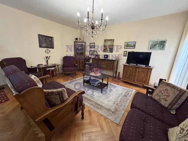 stan na prodaju Novi Sad, 78m2 576654