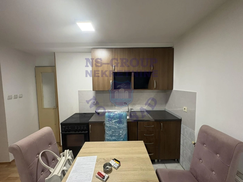 Stan na prodaju Petrovaradin 47m2, 576680