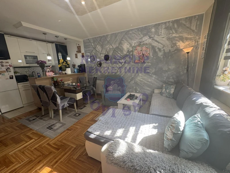 Stan na prodaju Novi Sad 63m2, 576688