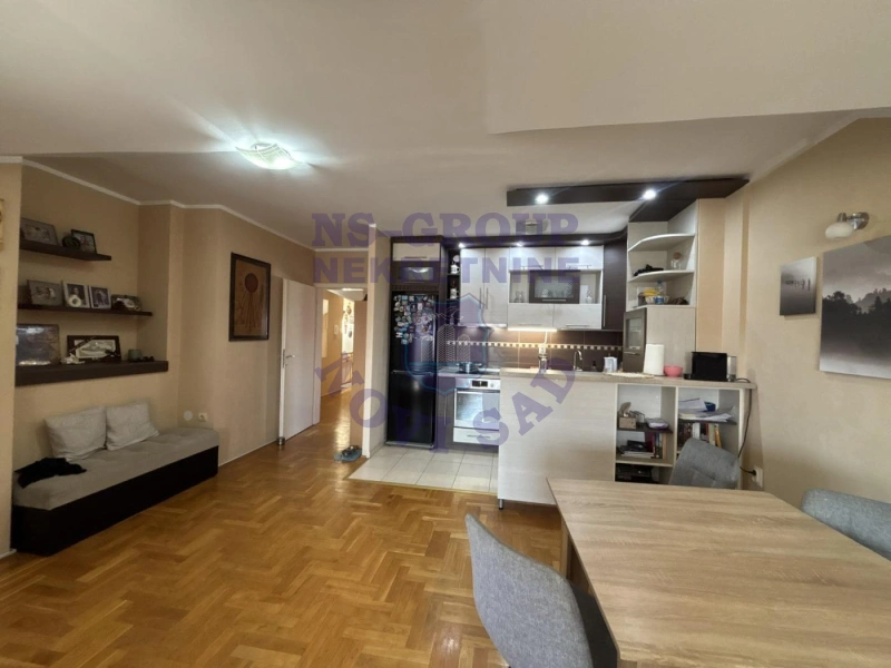 Stan na prodaju Novi Sad 80m2, 576729
