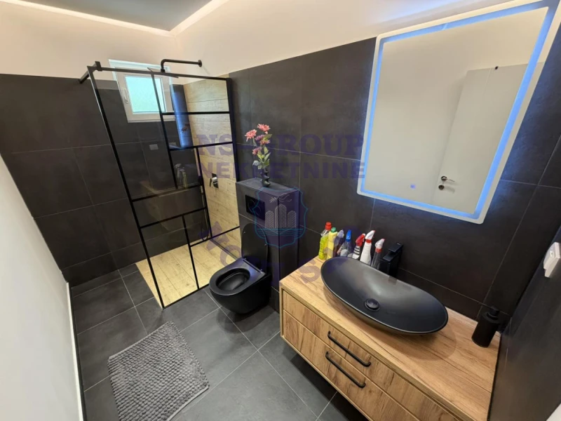 kuca na prodaju Petrovaradin 162m2 576728