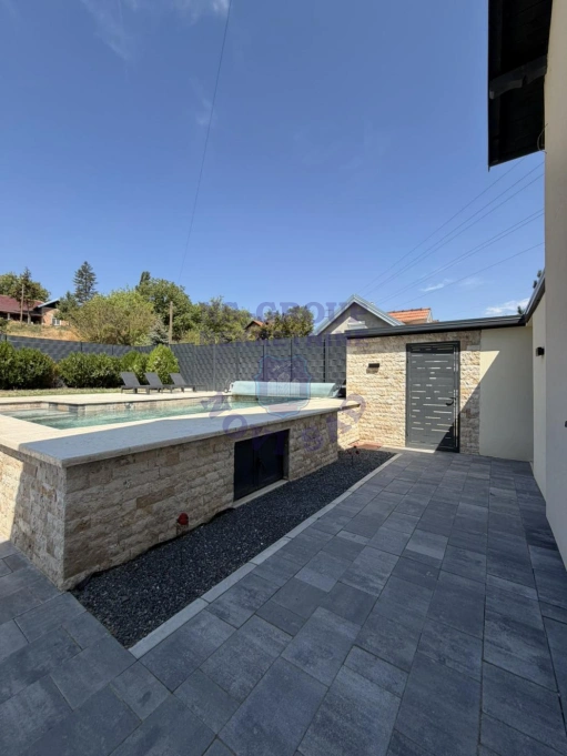 kuca na prodaju Petrovaradin 162m2 576728