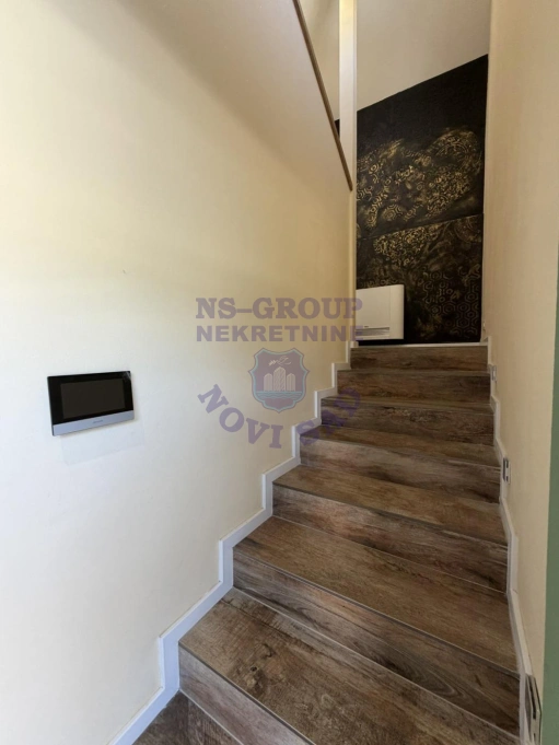 kuca na prodaju Petrovaradin 162m2 576728