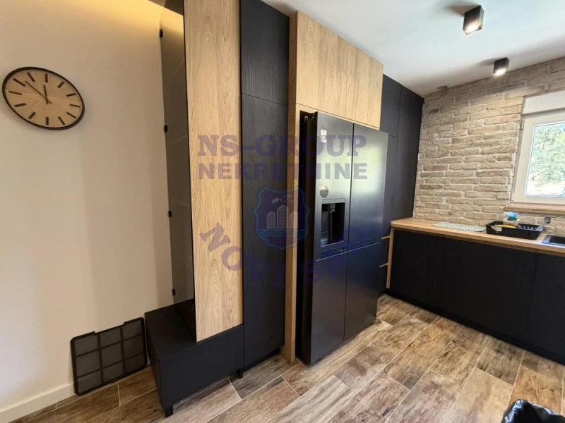 kuca na prodaju Petrovaradin 162m2 576728